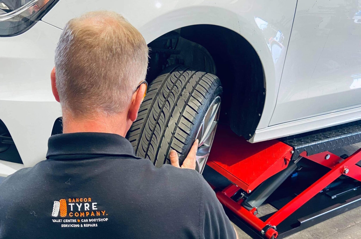 Crowmarsh Tyre & Exhaust Service Centre